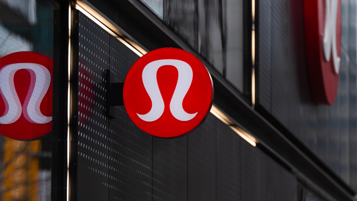 Lululemon assure à ses employés que « tout continue comme d’habitude »