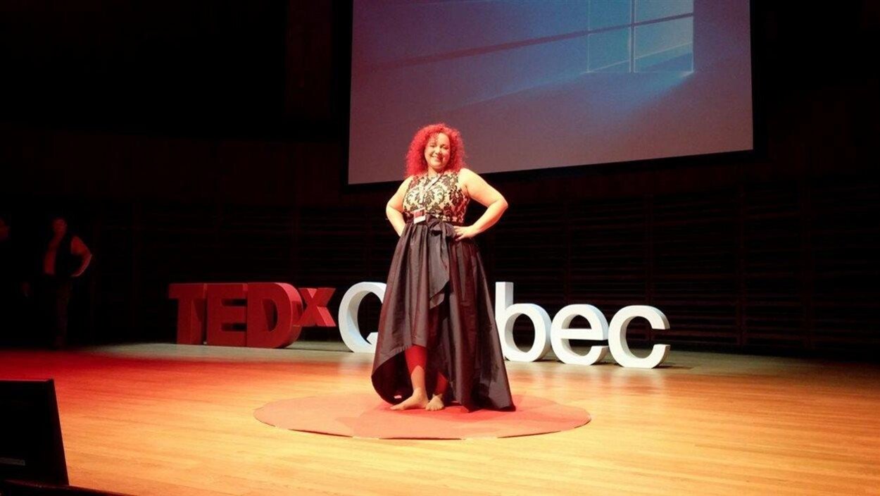 La biologiste rimouskoise Lyne Morissette en conférence TEDxQUÉBEC au Palais Montcalm à Québec La biologiste rimouskoise Lyne Morissette en conférence TEDxQUÉBEC au Palais Montcalm à Québec