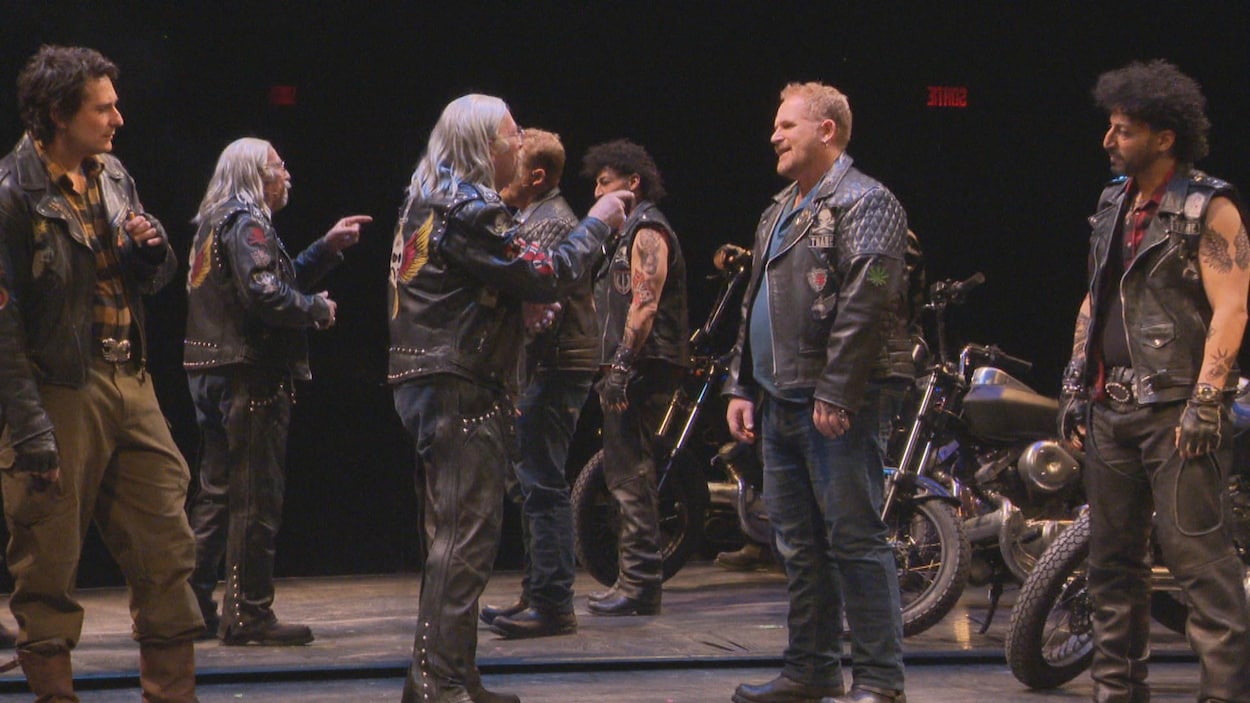 Robert Lepage transpose Macbeth en pleine guerre des motards