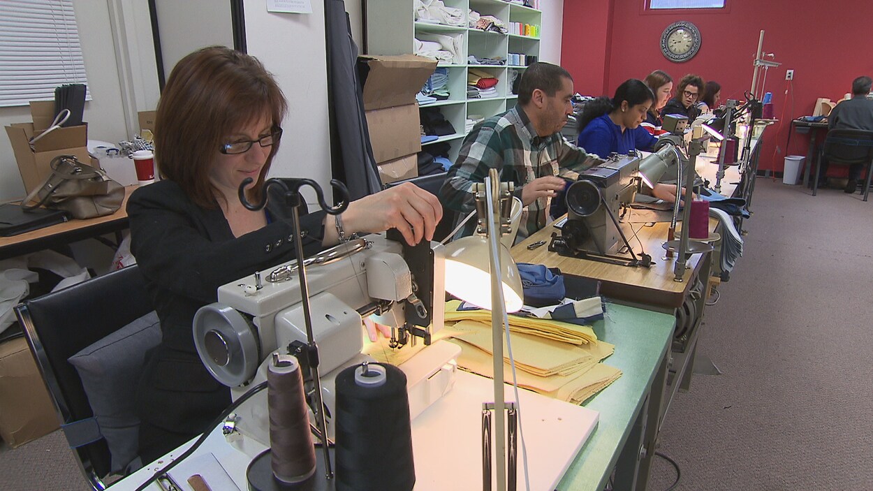 Douze futurs opérateurs de machine à coudre sont sur le point d'intégrer le marché du travail en Mauricie.