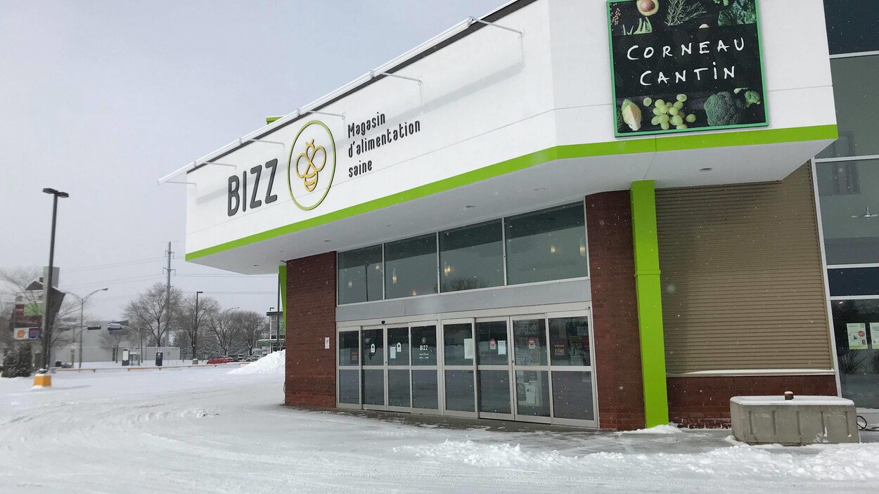 La façade du magasin Bizz.