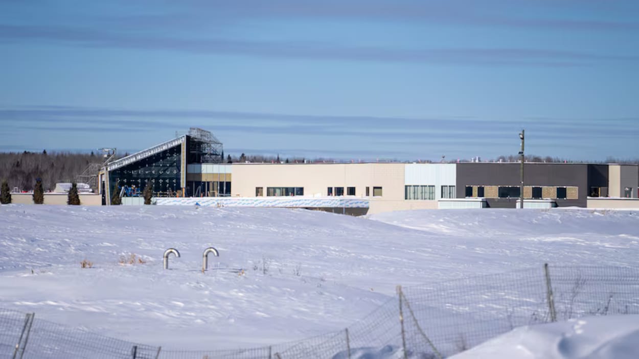 Un député dénonce le maintien en activité de la prison centenaire de Thunder Bay