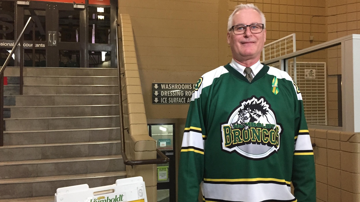 « Nous savons ce qu’ils ressentent »: Humboldt réagit à la tragédie en Alberta