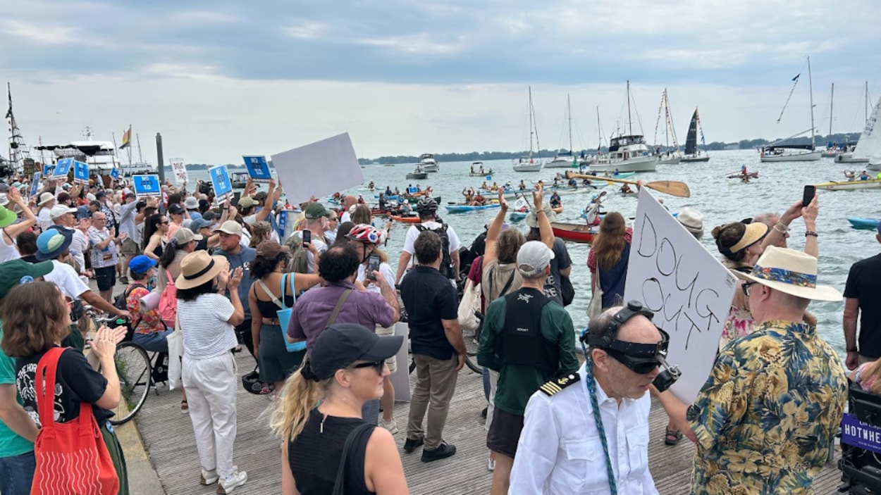 Billy-Bishop: les opposants à l’agrandissement de l’aéroport célèbrent une victoire