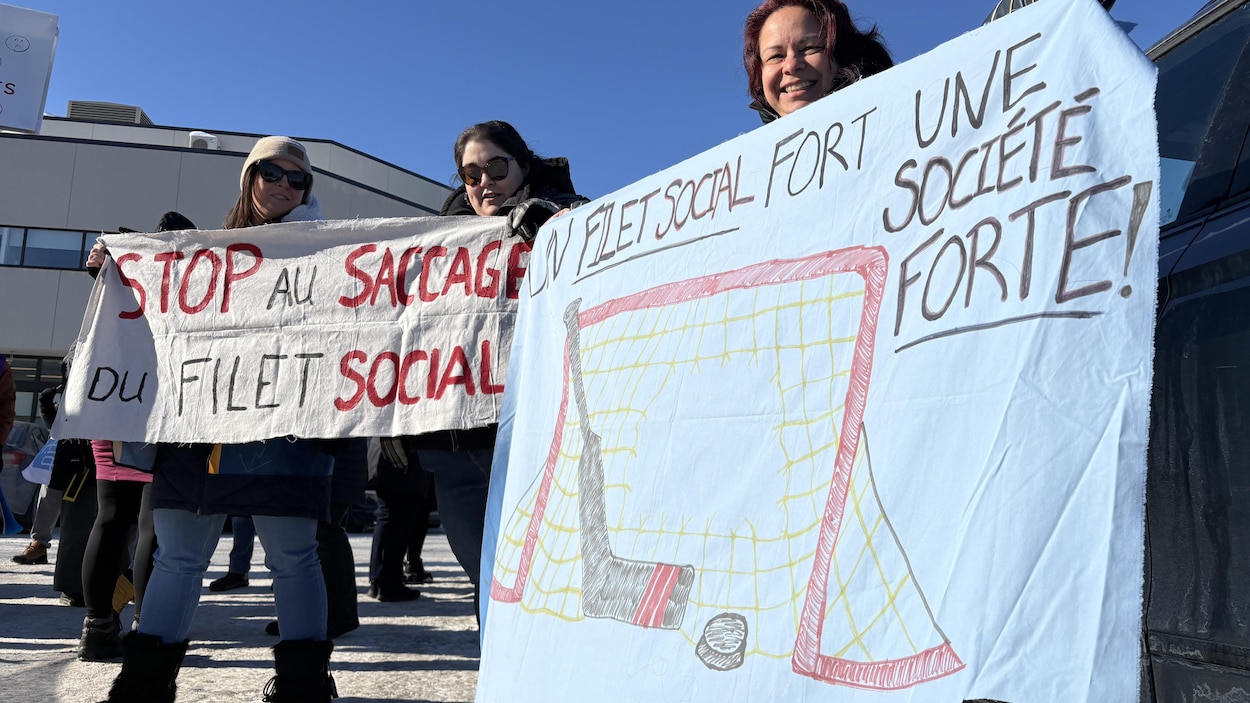 Des dizaines de manifestants à Alma pour la Journée internationale de la justice sociale
