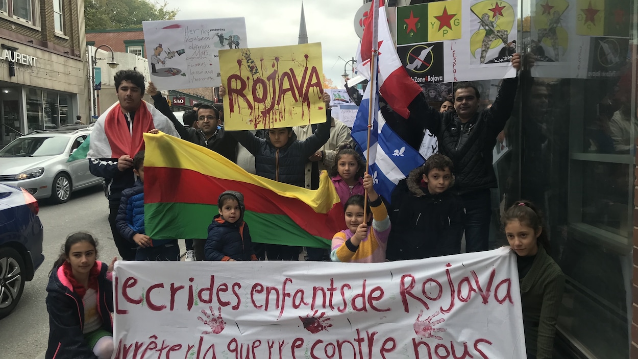 Des manifestants pro-Kurdes à Québec