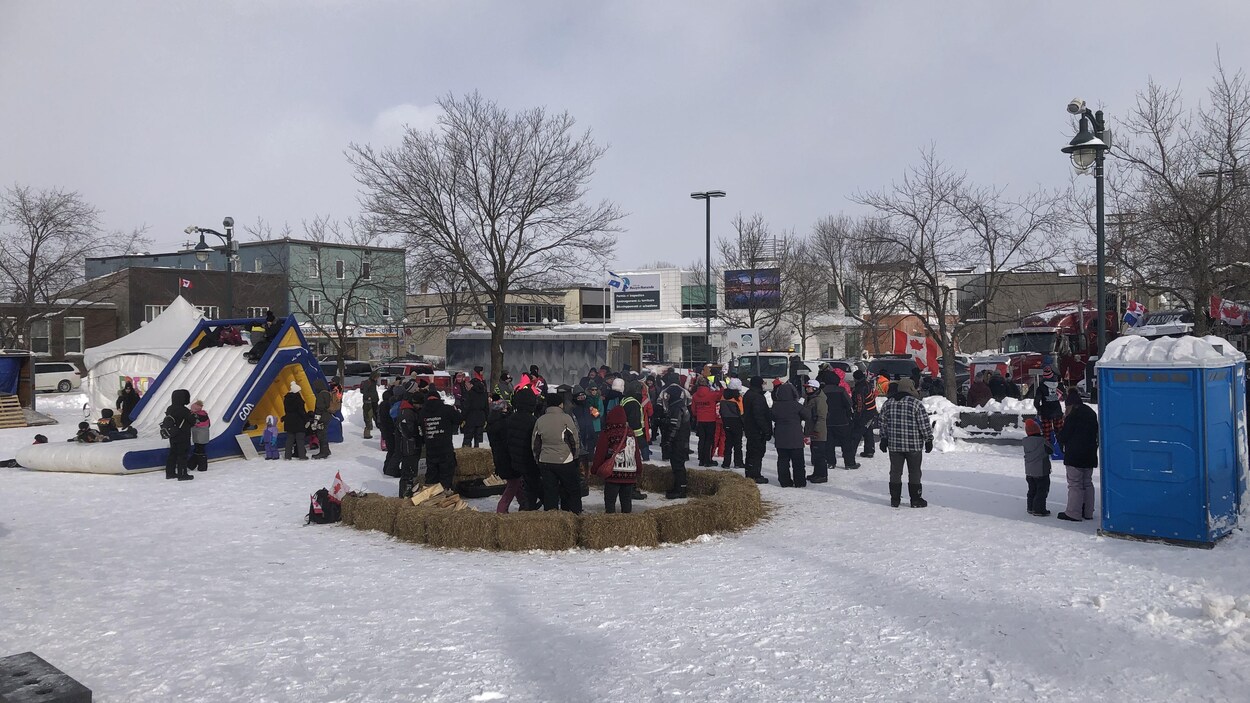 Manifestation contre les mesures sanitaires à RouynNoranda COVID19