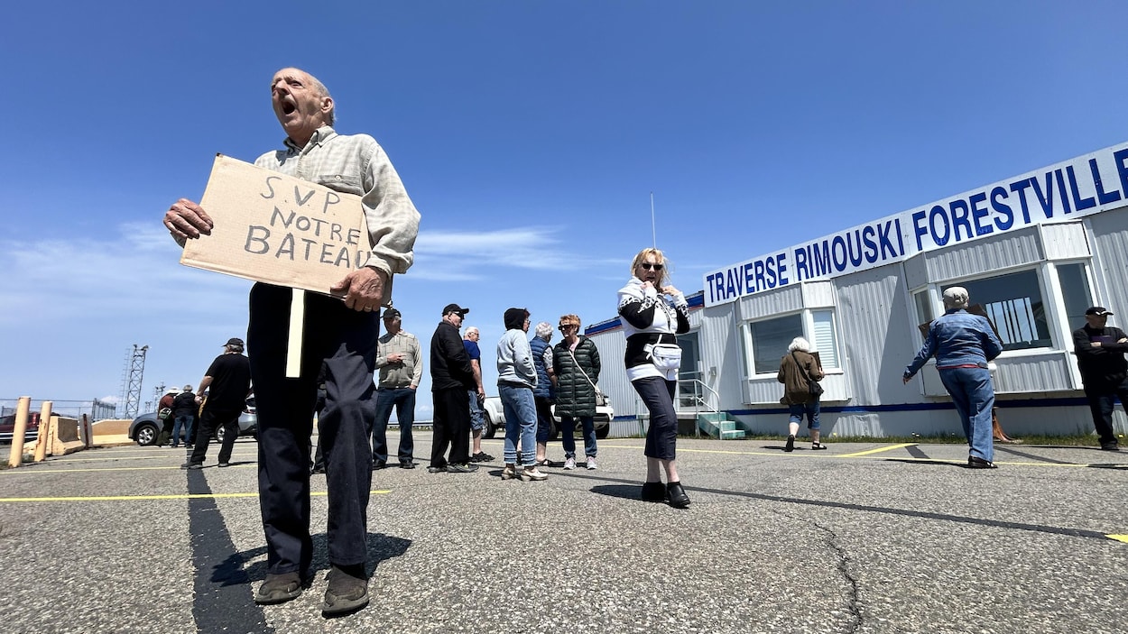 Manifestation bi-riveraine pour la traverse Rimouski-Forestville