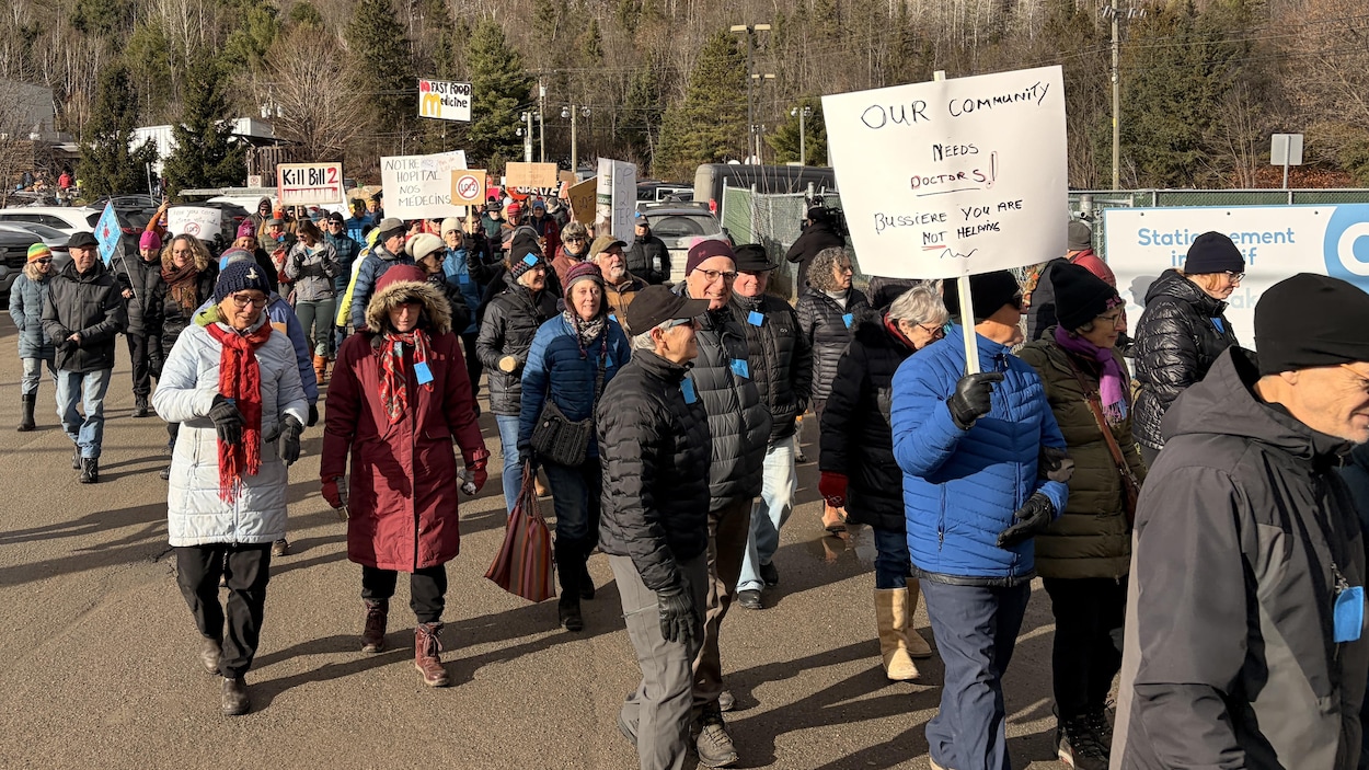 Des médecins de l’Outaouais rural se mobilisent contre la loi 2 | Radio ...