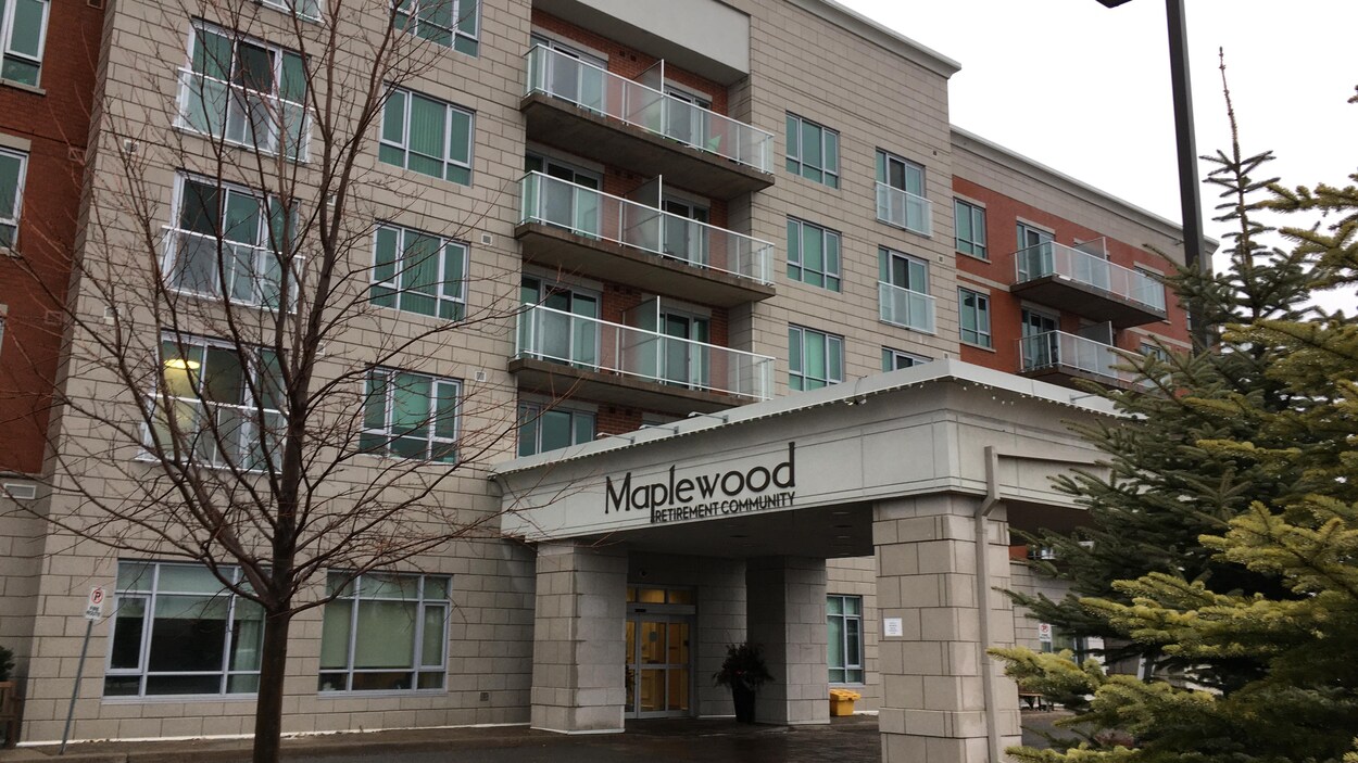 La façade de la résidence pour aînés Maplewood.