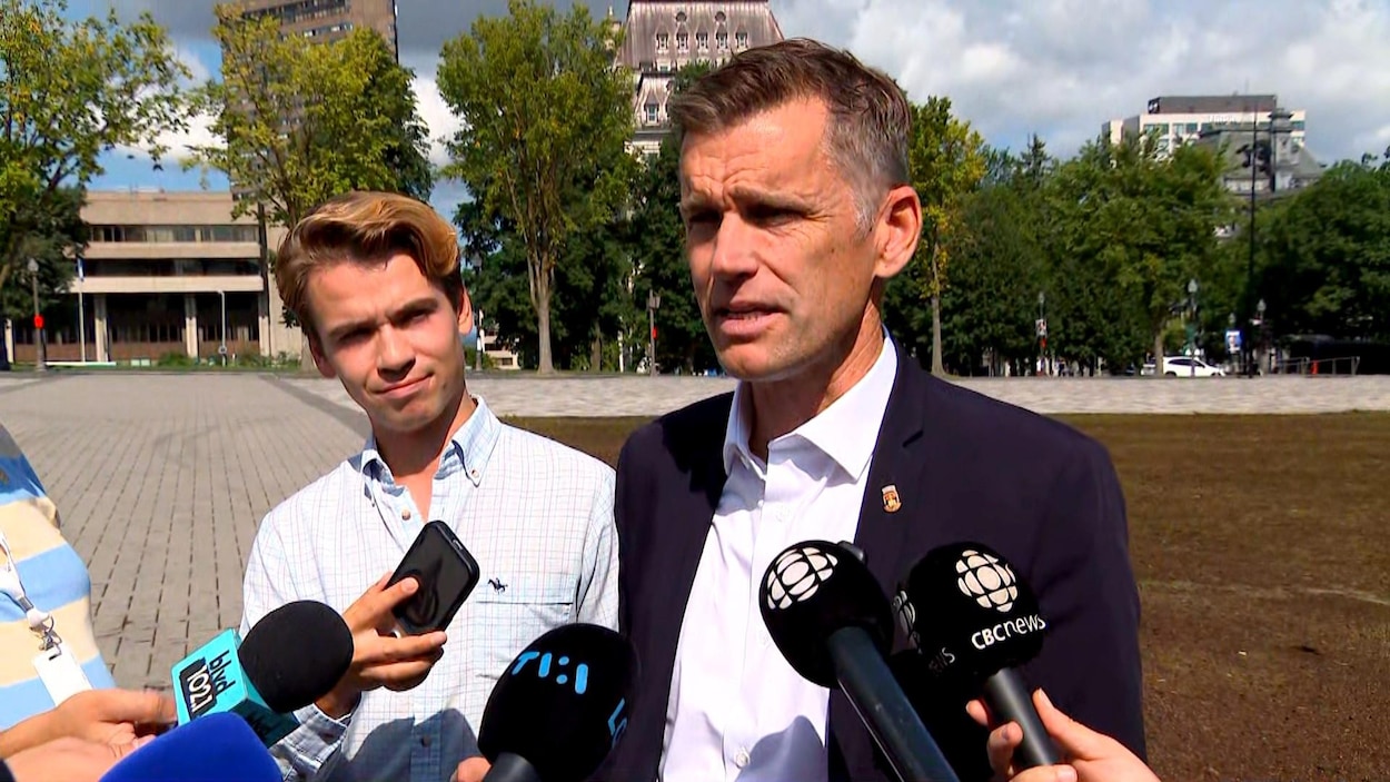 Marchand veut ramener l’itinérance à l’ordre du jour
