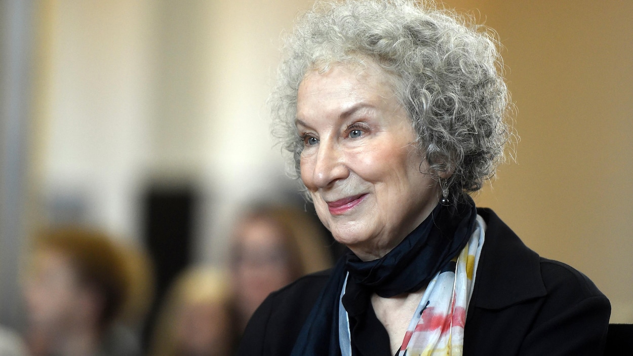L'auteure canadienne Margaret Atwood à la cérémonie des prix Franz Kafka à Prague, le 17 octobre 2017 L'auteure canadienne Margaret Atwood à la cérémonie des prix Franz Kafka à Prague, le 17 octobre 2017