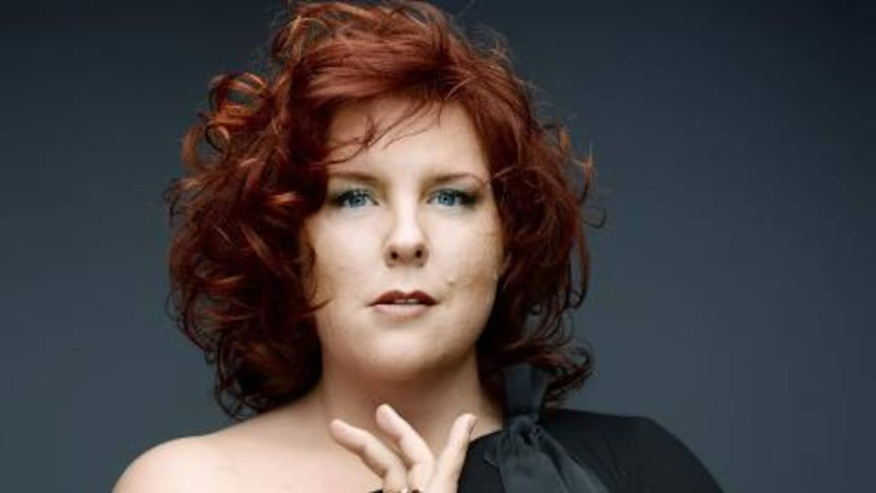 Marie-Nicole Lemieux face à caméra