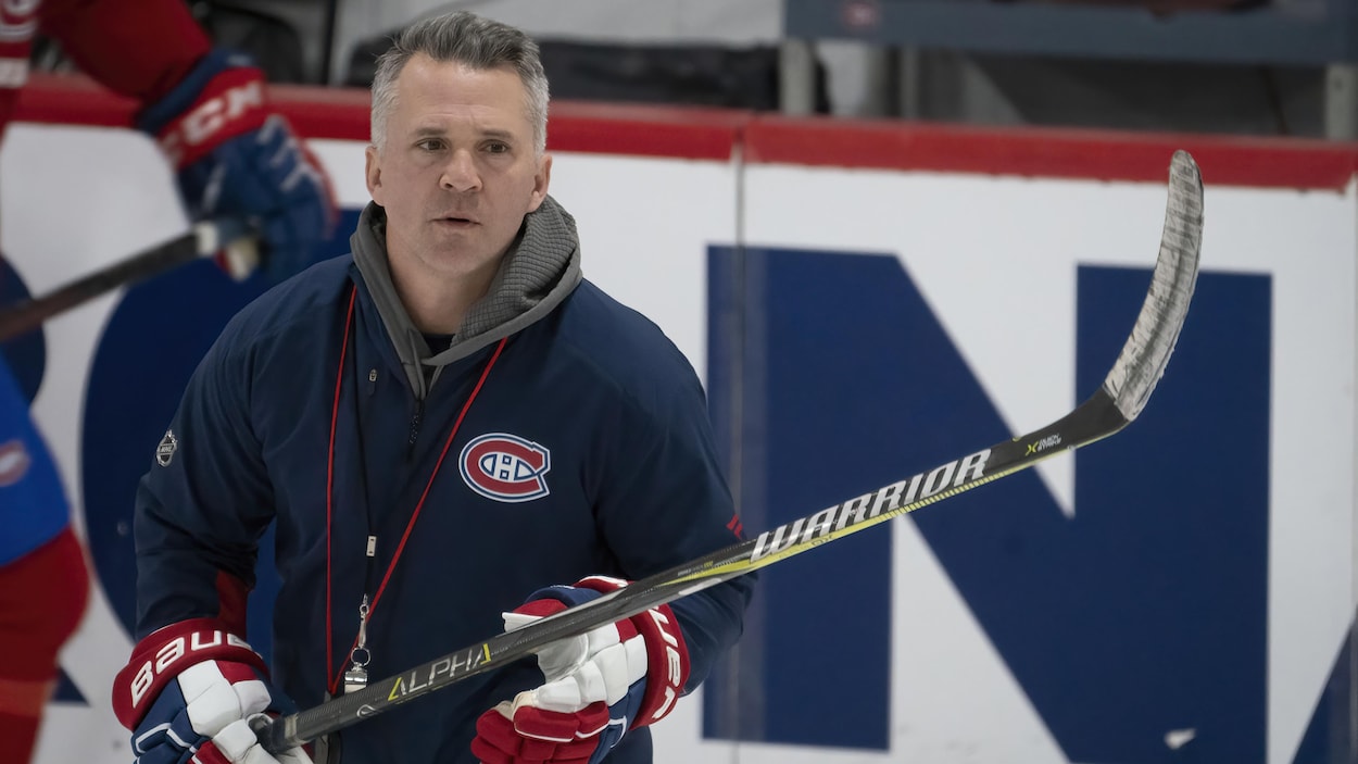 Martin St-Louis devient officiellement l'entraîneur-chef du Canadien |  Radio-Canada