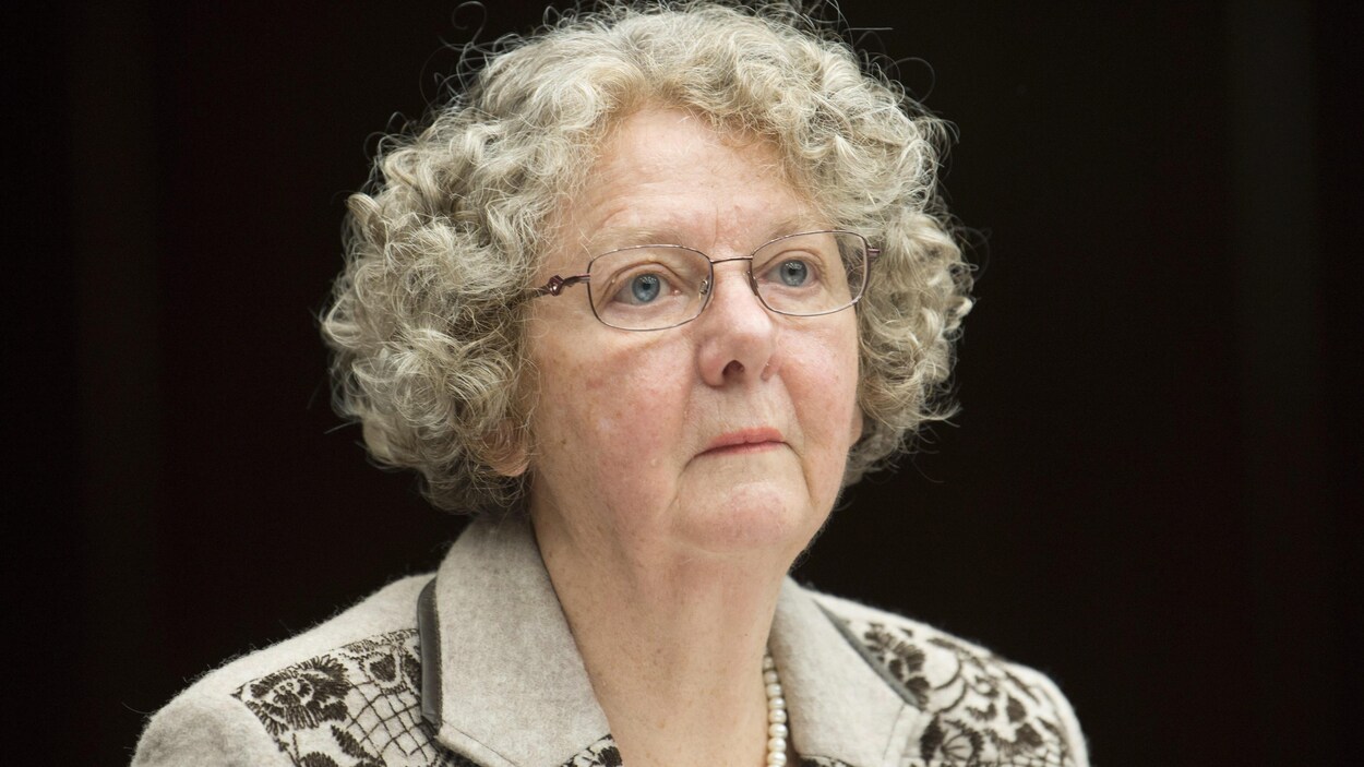 Gros plan de Mary Dawson Gros plan de Mary Dawson