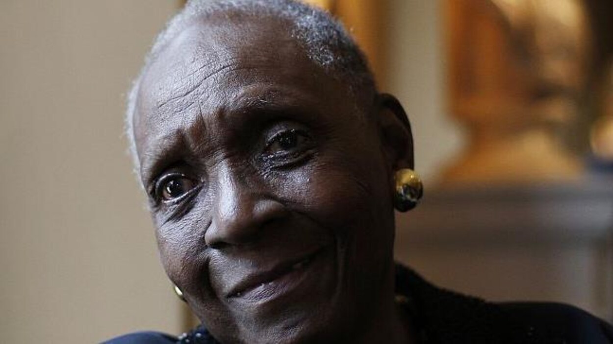 Maryse Condé remporte le prix Nobel de littérature alternatif Maryse Condé remporte le prix Nobel de littérature alternatif