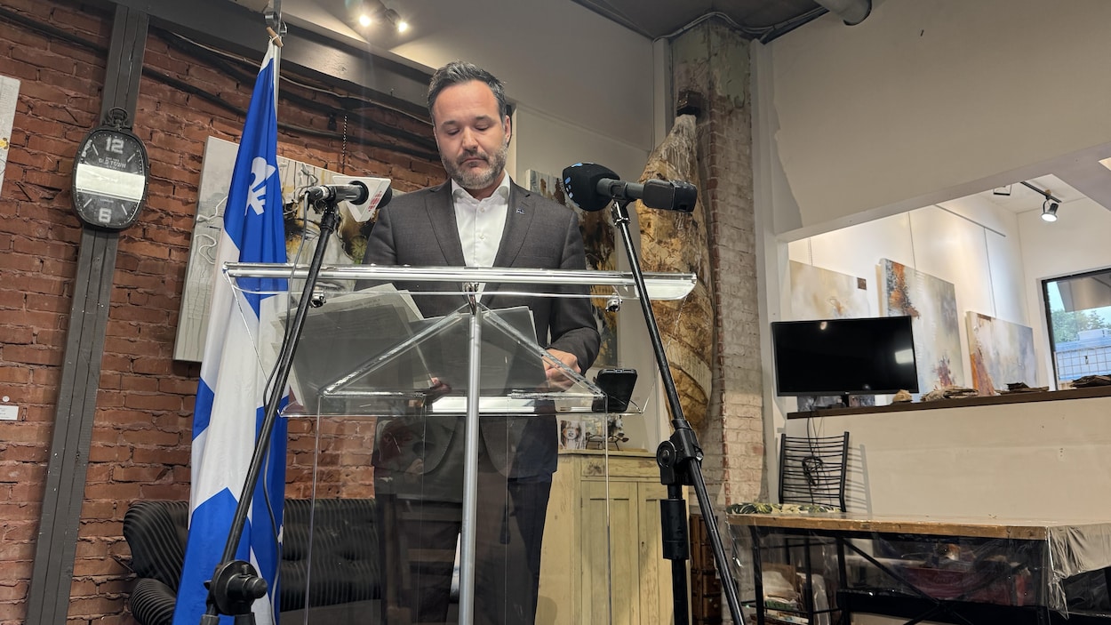 Mathieu Lacombe ne sera pas candidat aux prochaines élections