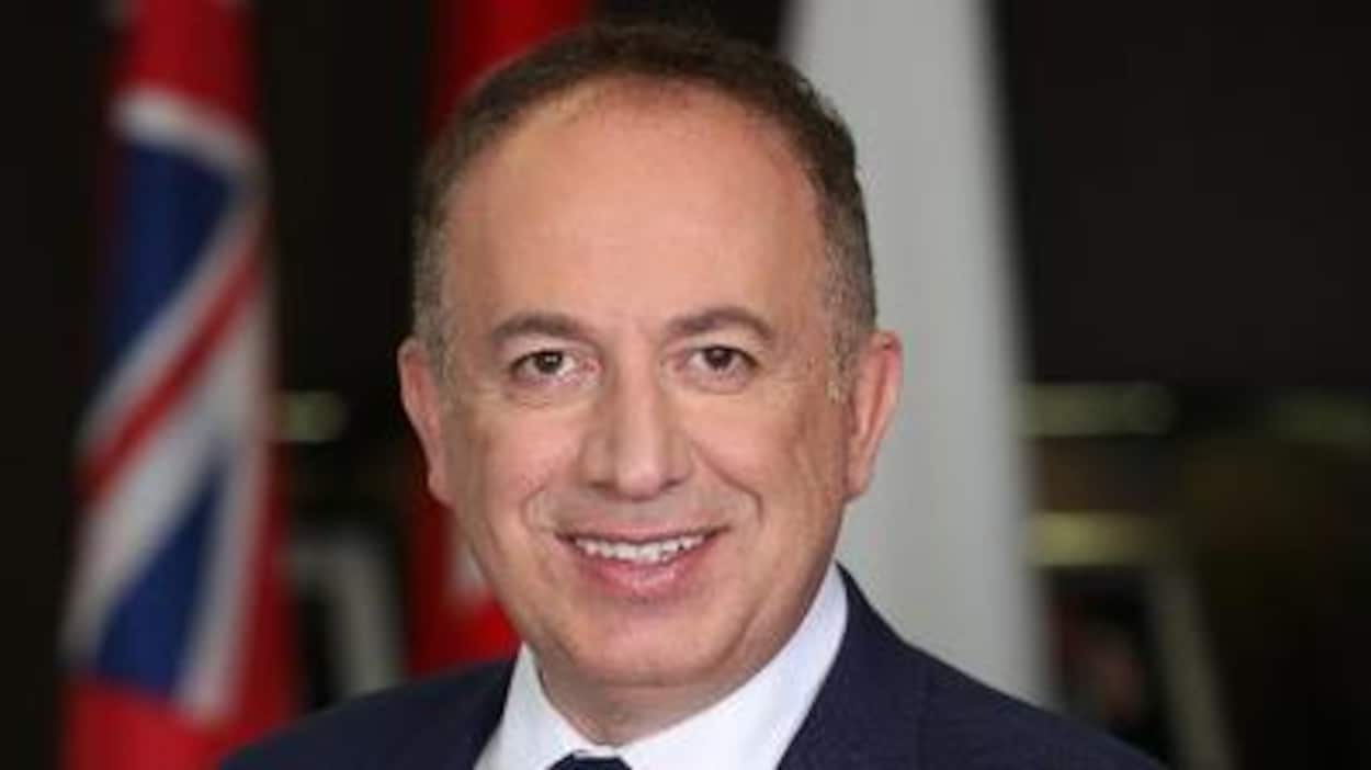 Le maire de Vaughan, Maurizio Bevilacqua