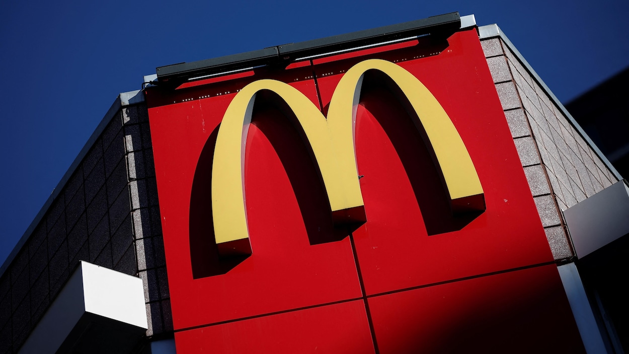 Six mineurs arrêtés à Longueuil pour intimidation dans un McDonald