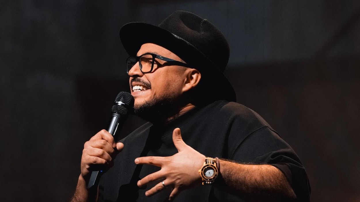 Mehdi Bousaidan, Rachid Badouri et Mona de Grenoble au festival d’humour Exclam