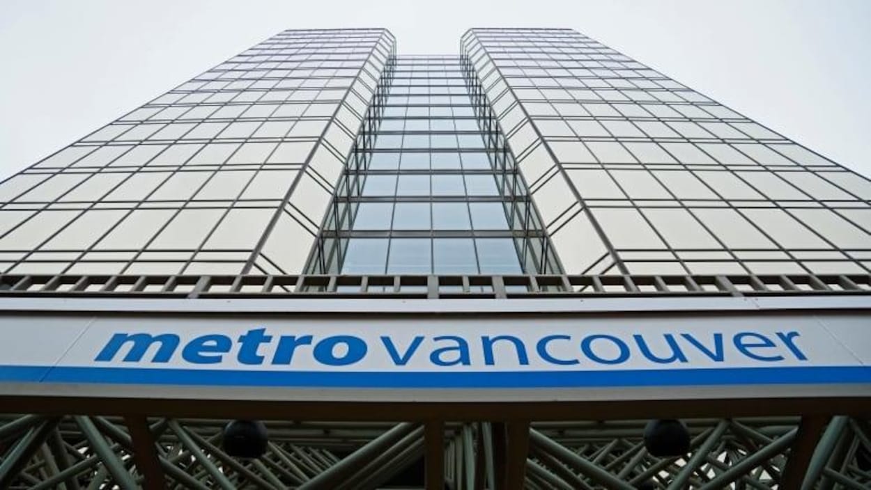 Des travailleurs externes de Metro Vancouver entament une grève