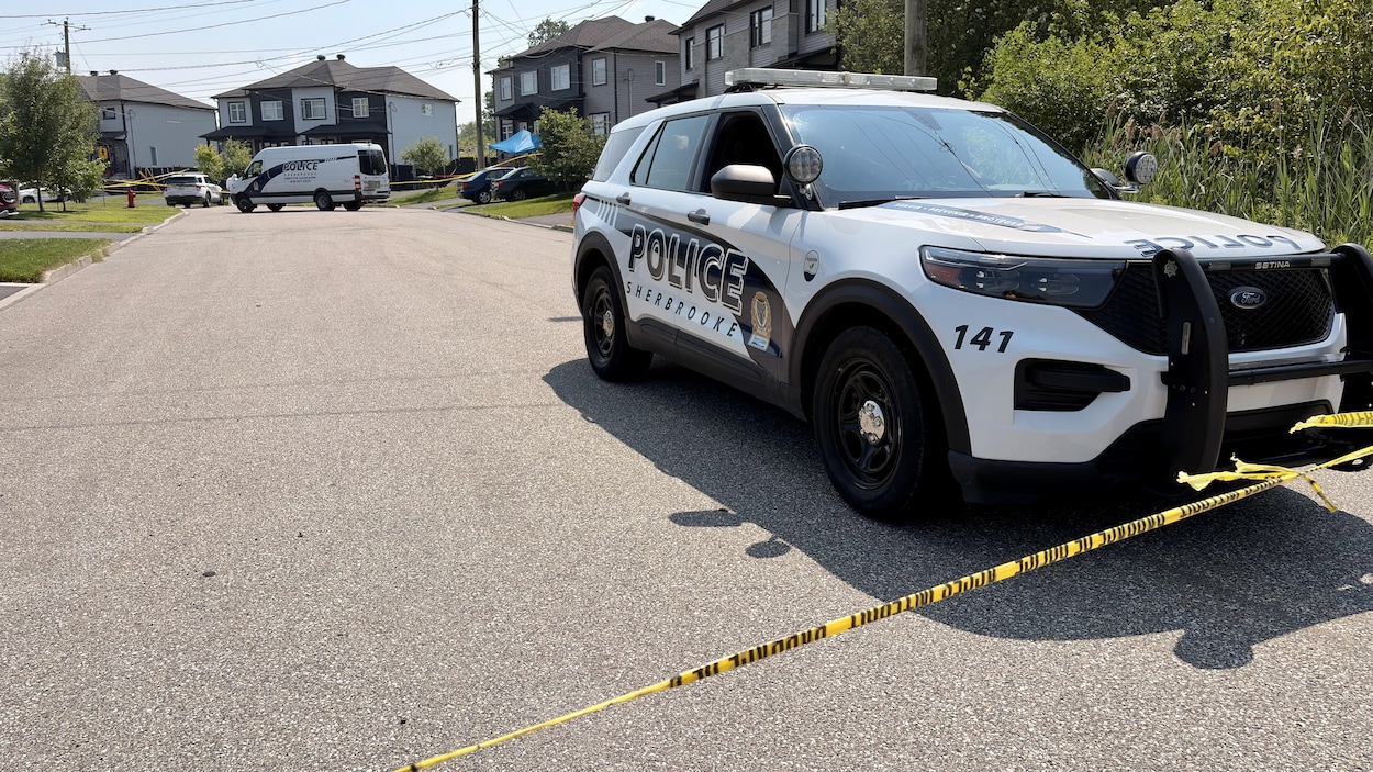 Le SPS enquête sur le meurtre d’une femme à Sherbrooke, un suspect de 18 ans arrêté