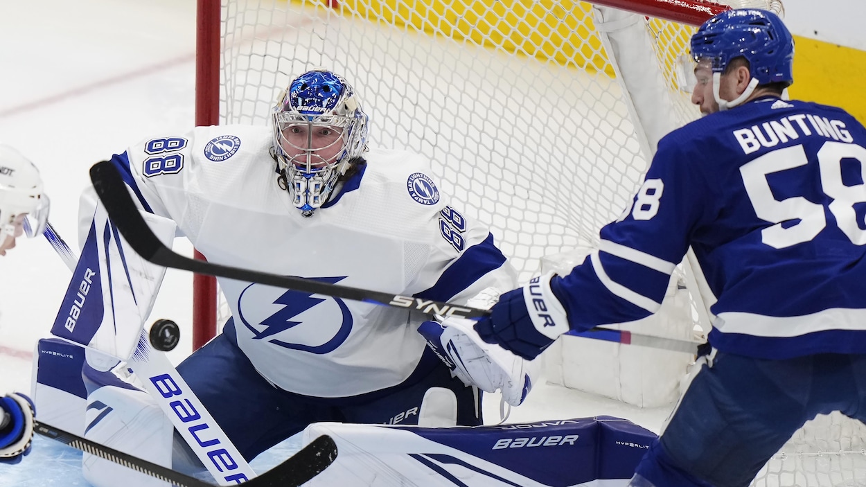 lightning vs maple leafs