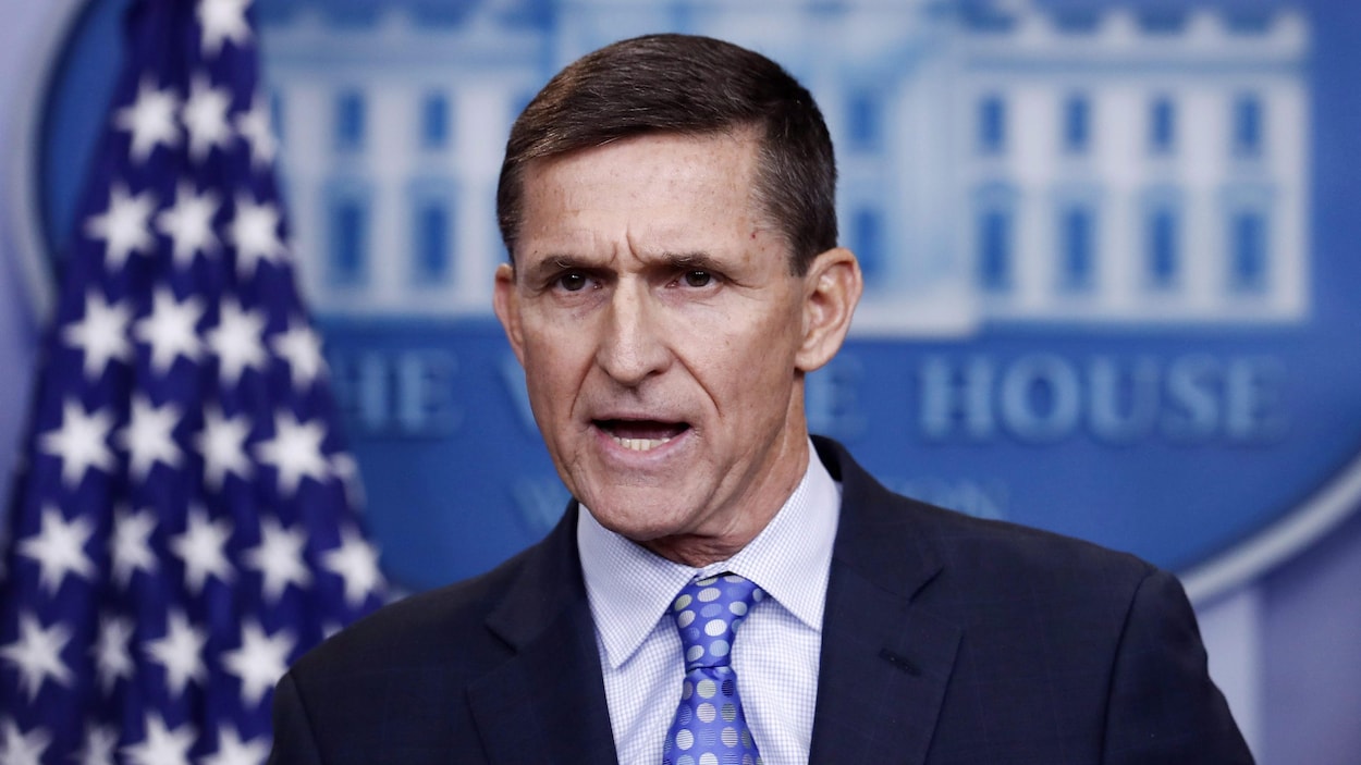 L'ancien conseiller à la sécurité nationale du président Donald Trump, Michael Flynn L'ancien conseiller à la sécurité nationale du président Donald Trump, Michael Flynn
