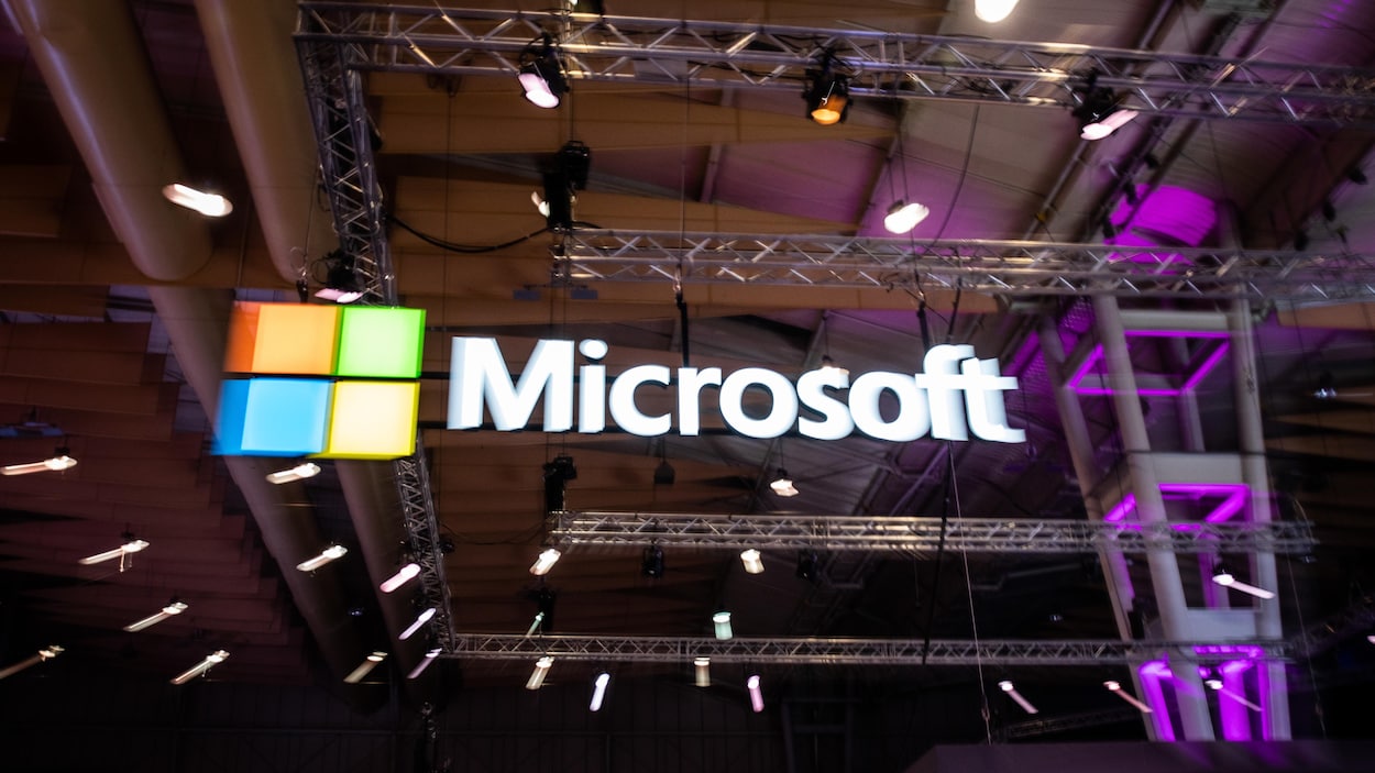 Le logo de Microsoft affiché à la conférence Web Summit.