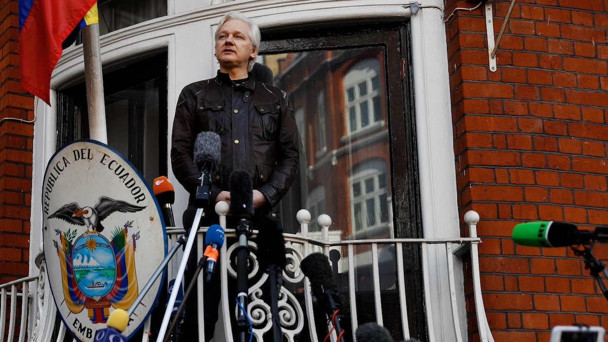 L Equateur Tergiverse Toujours Sur Le Sort De Julian Assange Radio Canada Ca