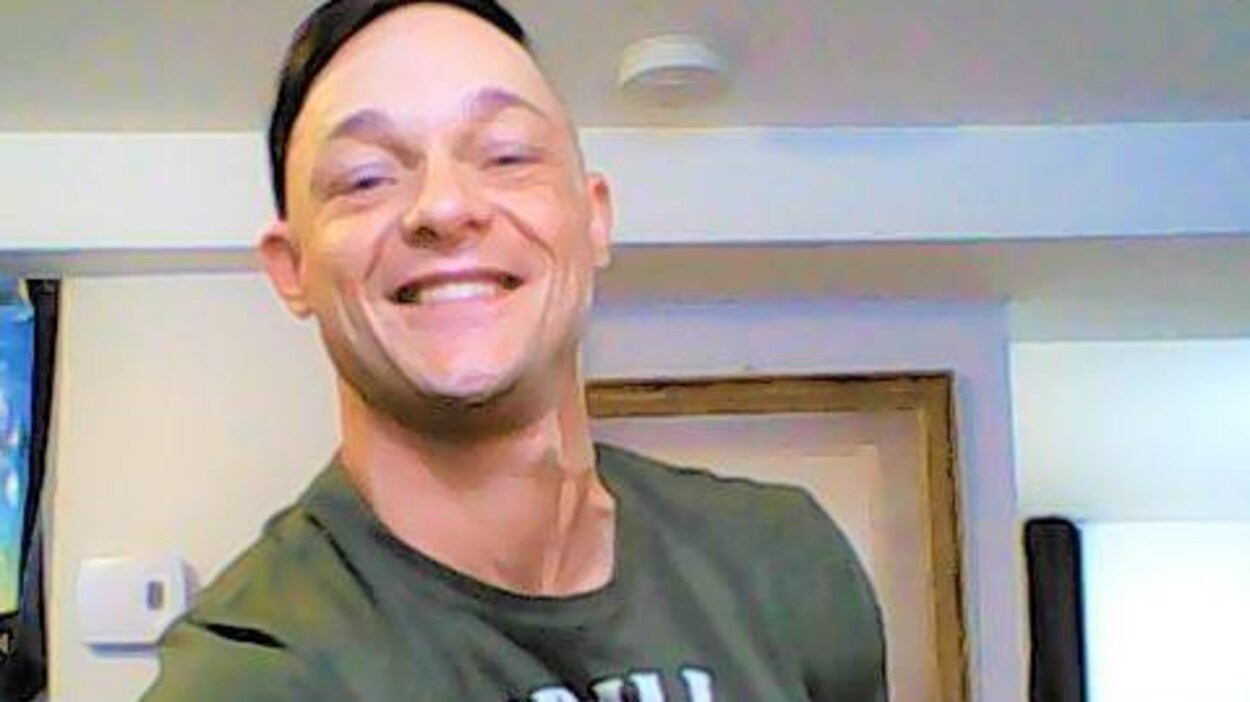 Photo de Michael Riverin, 43 ans, qui a été arrêté pour menaces de mort et possession d’armes prohibées. Photo de Michael Riverin, 43 ans, qui a été arrêté pour menaces de mort et possession d’armes prohibées.