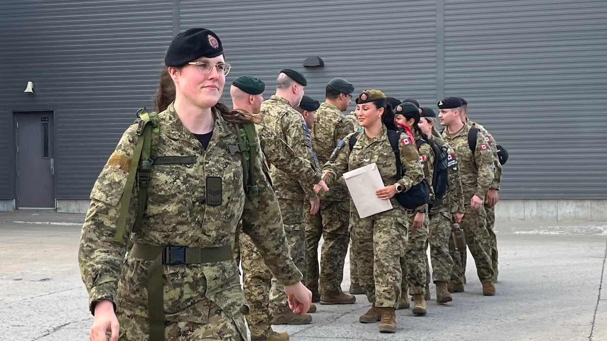 Départ de 115 militaires canadiens de Valcartier vers la Lettonie