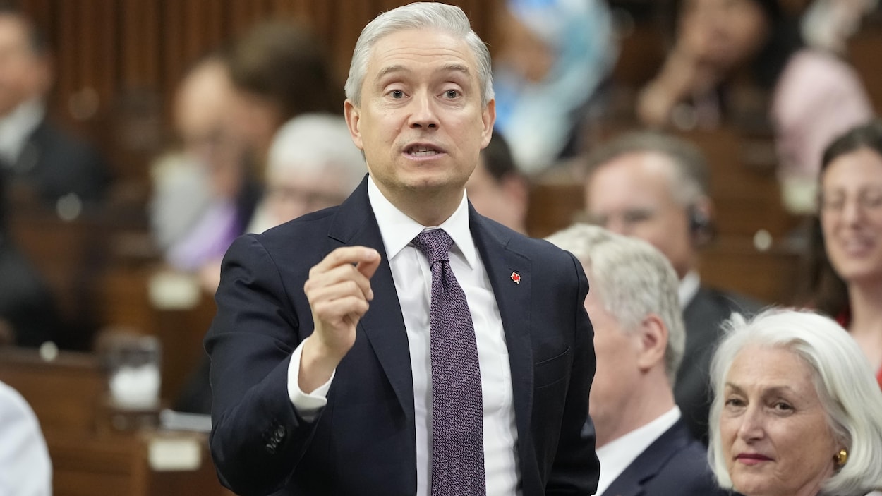 Ottawa présentera une mise à jour économique le 28 avril