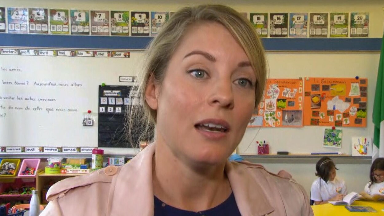 La ministre Joly lors de son point de presse.