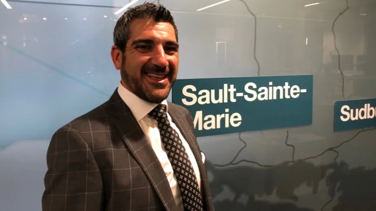 Le ministre des Collèges et Universités de l'Ontario, Ross Romano (archives)