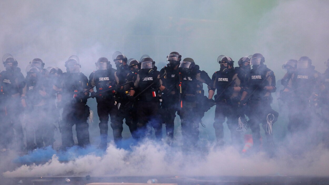 Une cinquième nuit de manifestations à Minneapolis | Radio-Canada.ca