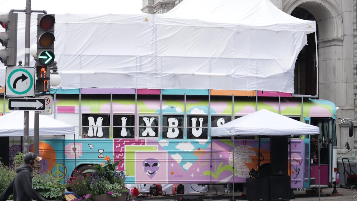 Trois nouveaux spectacles gratuits sur le Mixbus en août à Saguenay