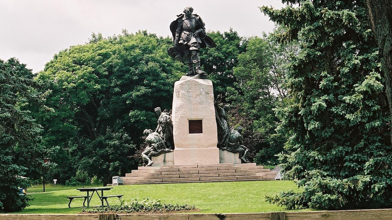 Tadoussac prêt à accueillir la statue de Samuel de Champlain