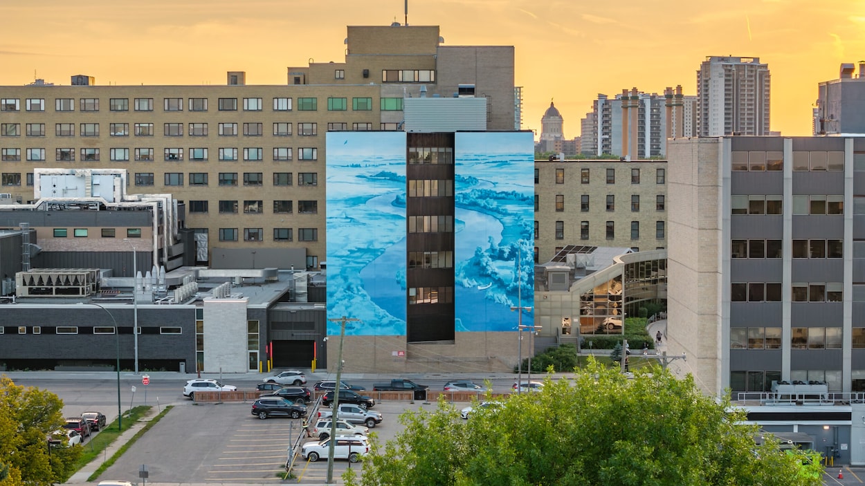 Une nouvelle murale rend hommage à l’histoire et à la mission de l’Hôpital Saint-Boniface