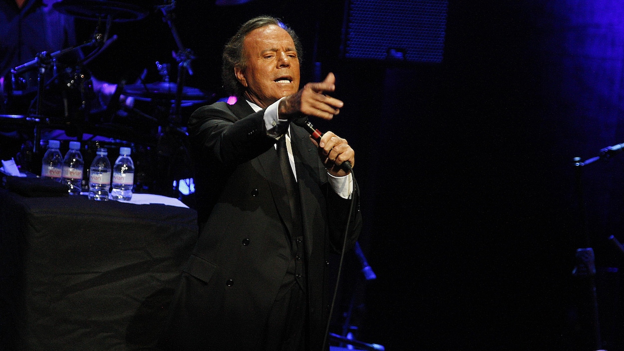 Julio Iglesias accusé d’agressions sexuelles et de viols par deux ex-employées
