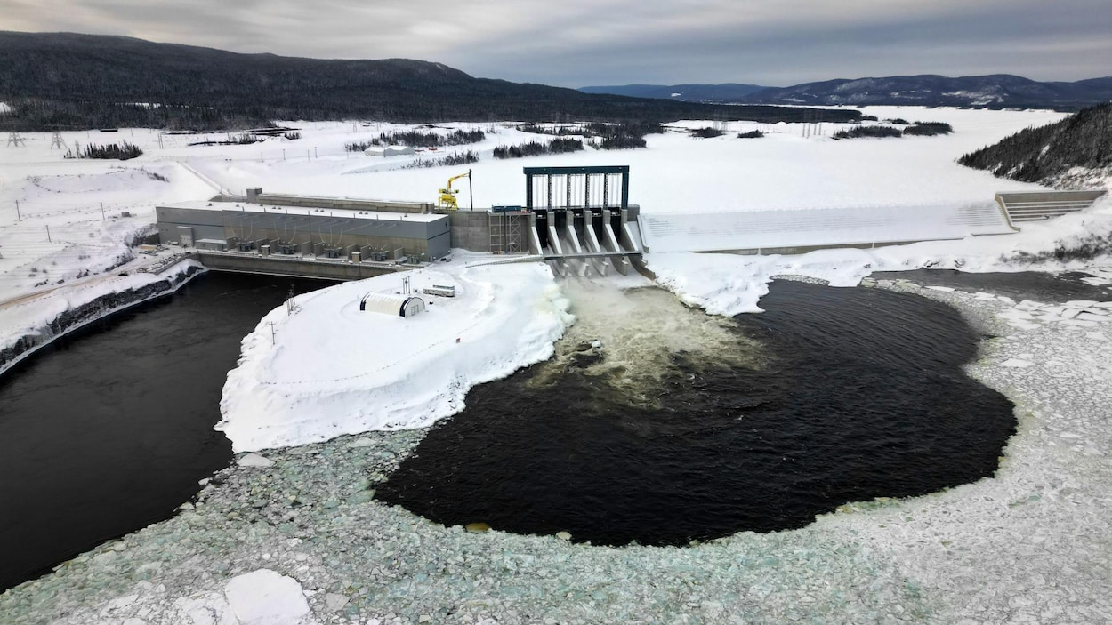 Muskrat Falls réparer les lignes de transmission va coûter 28 M