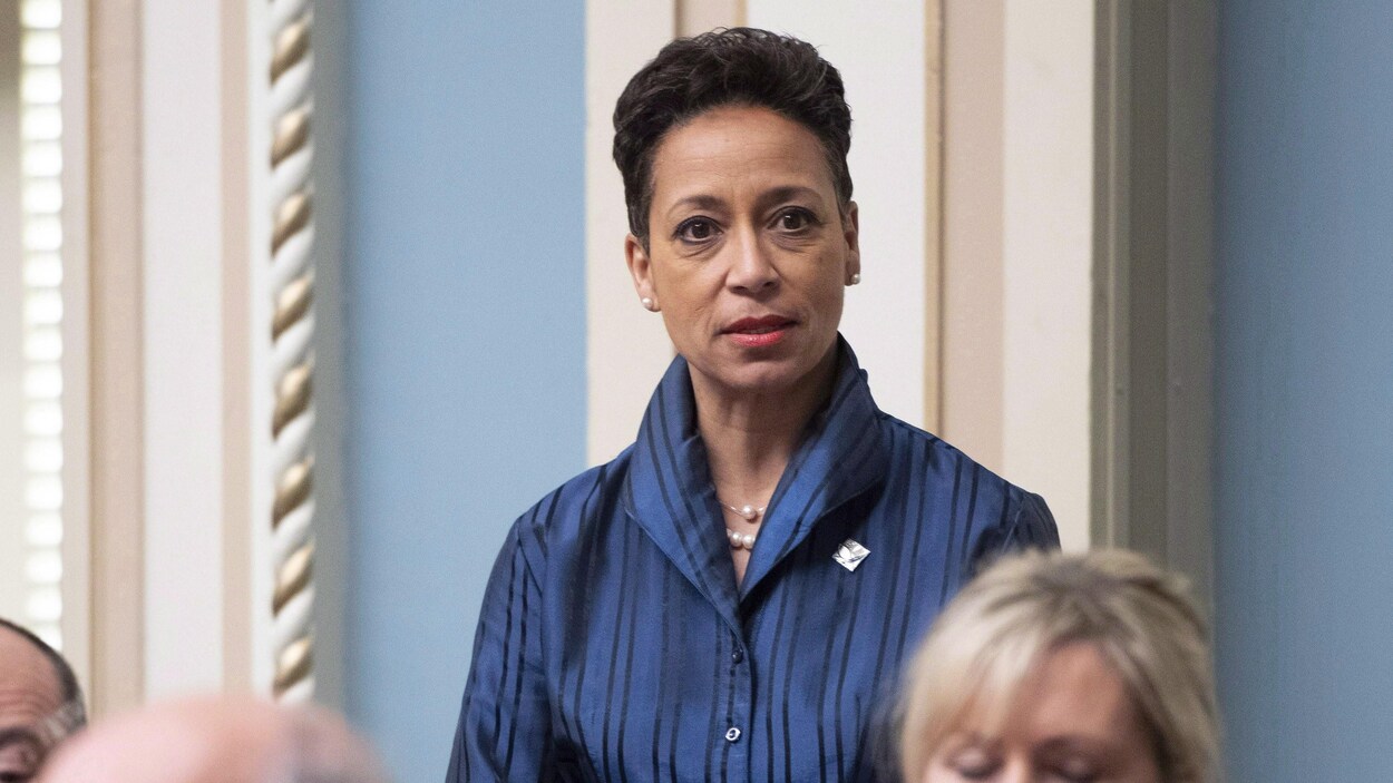 Nadine Girault, ministre des Relations internationales et de la Francophonie, lors d'une intervention à l'Assemblée nationale