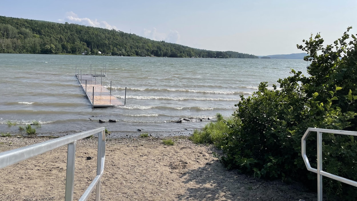 La MRC des Basques traque les sources de pollution au lac Saint-Mathieu