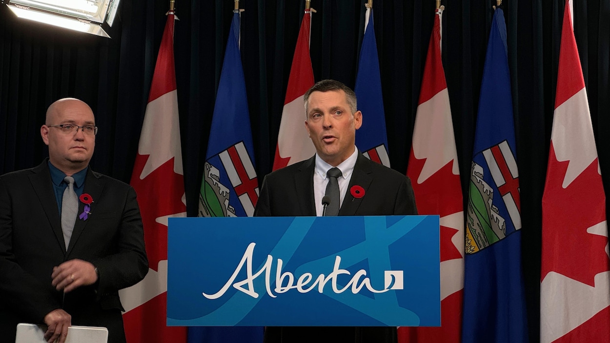 Alberta tightens social assistance indexation rules