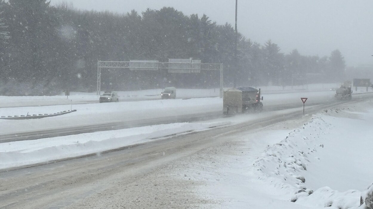 Plusieurs accidents et sorties de route en Mauricie et dans le Centre-du-Québec