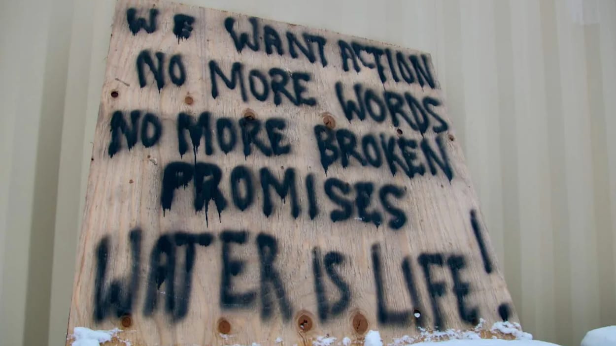 La Nation Nishnawbe Aski Demande Un Engagement Concret Du Federal Pour L Eau Potable Radio Canada Ca