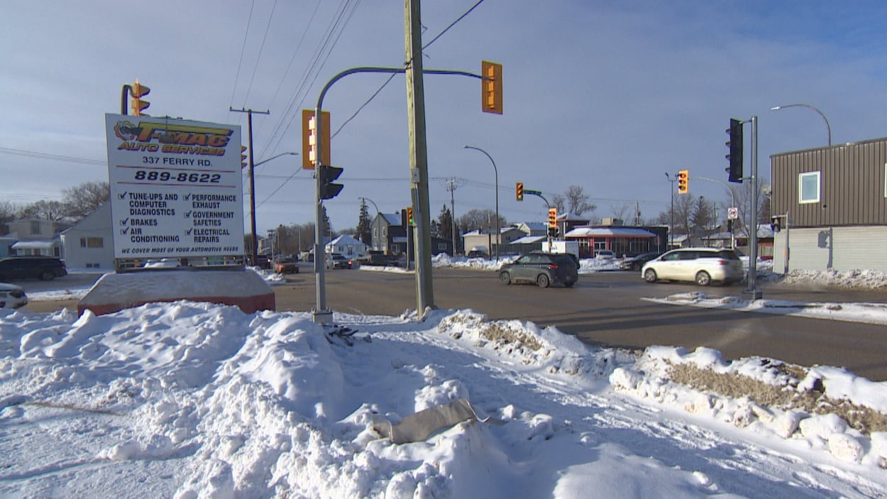 Une série de collisions à l’intersection de Ness et Ferry soulève des inquiétudes