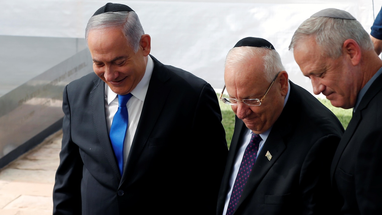 Le premier ministre israélien Benjamin Nétanyahou, le président israélien Reuven Rivlin et Benny Gantz, chef du parti Bleu et Blanc.
