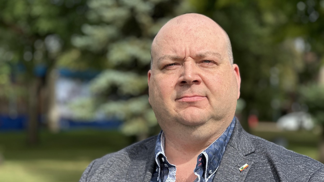 Nicholas Douklias annonce sa candidature pour Saint-Boniface