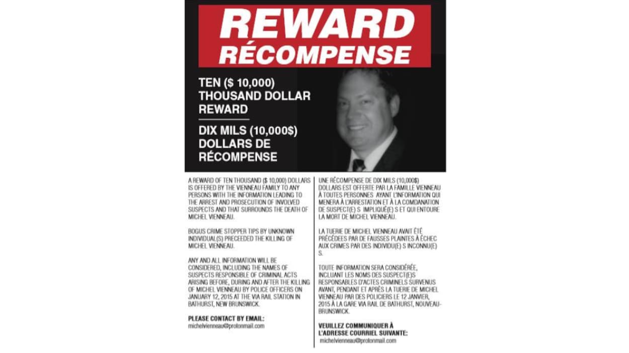Affiche du frère de Michel Vienneau sur laquelle on peut lire : REWARD RÉCOMPENSE 10 000 $ DE RÉCOMPENSE